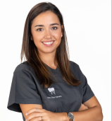 Dr. Ana Carneiro