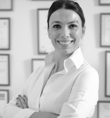 Dr. Esther De Bustamante Munoz