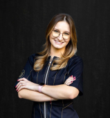 Dr. Karolina Stolarczuk-Wysokińska