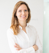 Dr. Mona Köwing