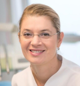 Dr. Patricia Deregowska-Nosowicz