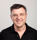 Dr. Ricardo Ophof