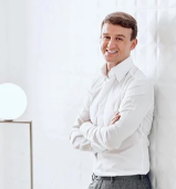 Dr. Robbie Hughes