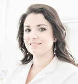 Dr. Thais Leal Ramos